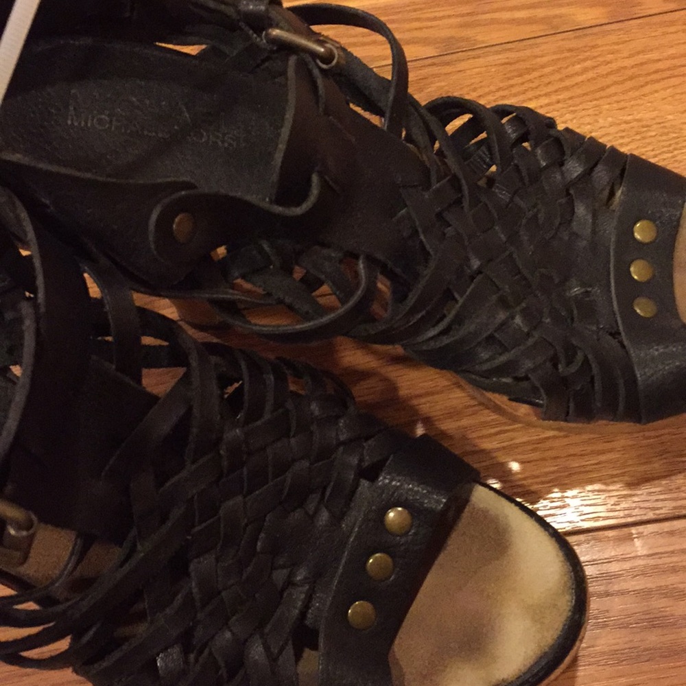 Heeled sandals